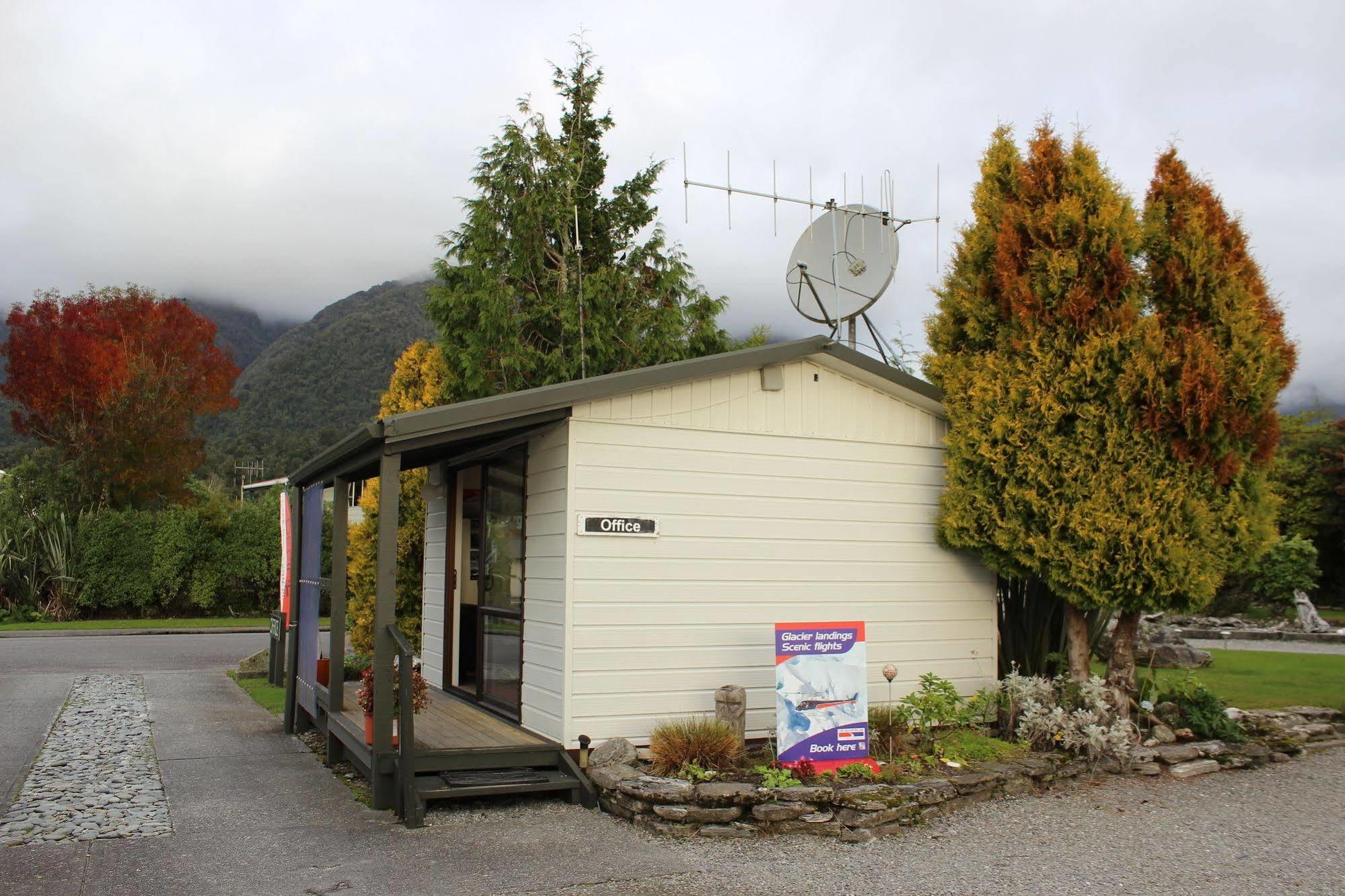 Lake Matheson Motel Fox Glacier Dış mekan fotoğraf